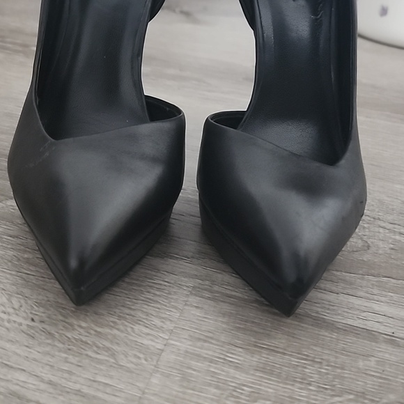 ALDO BLACK HIGH POINTED PUMPS  SEXY STILLETO ALDO HEELS /RED BOTTOMS/CLOSED PUMP - Picture 4 of 10